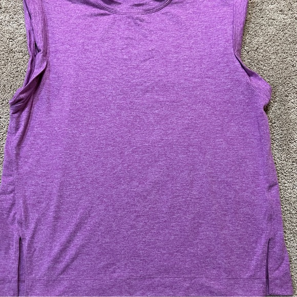 Women’s Athleta Shirt Size Small - Picture 6 of 7